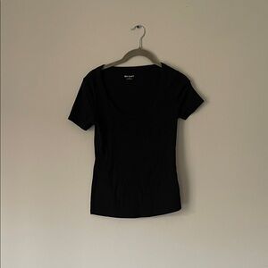 Old Navy Black Short Sleeve Tee